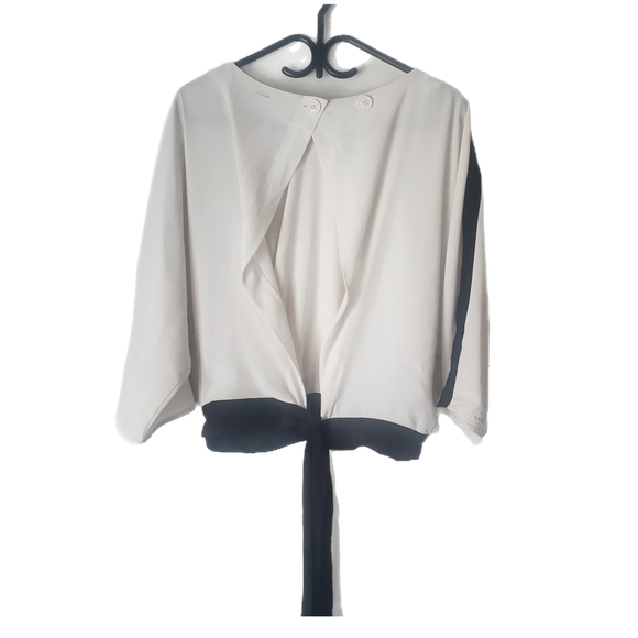 ZARA White & Black Contrast Tie-Back Blouse โ Size XS - Picture 5 of 6